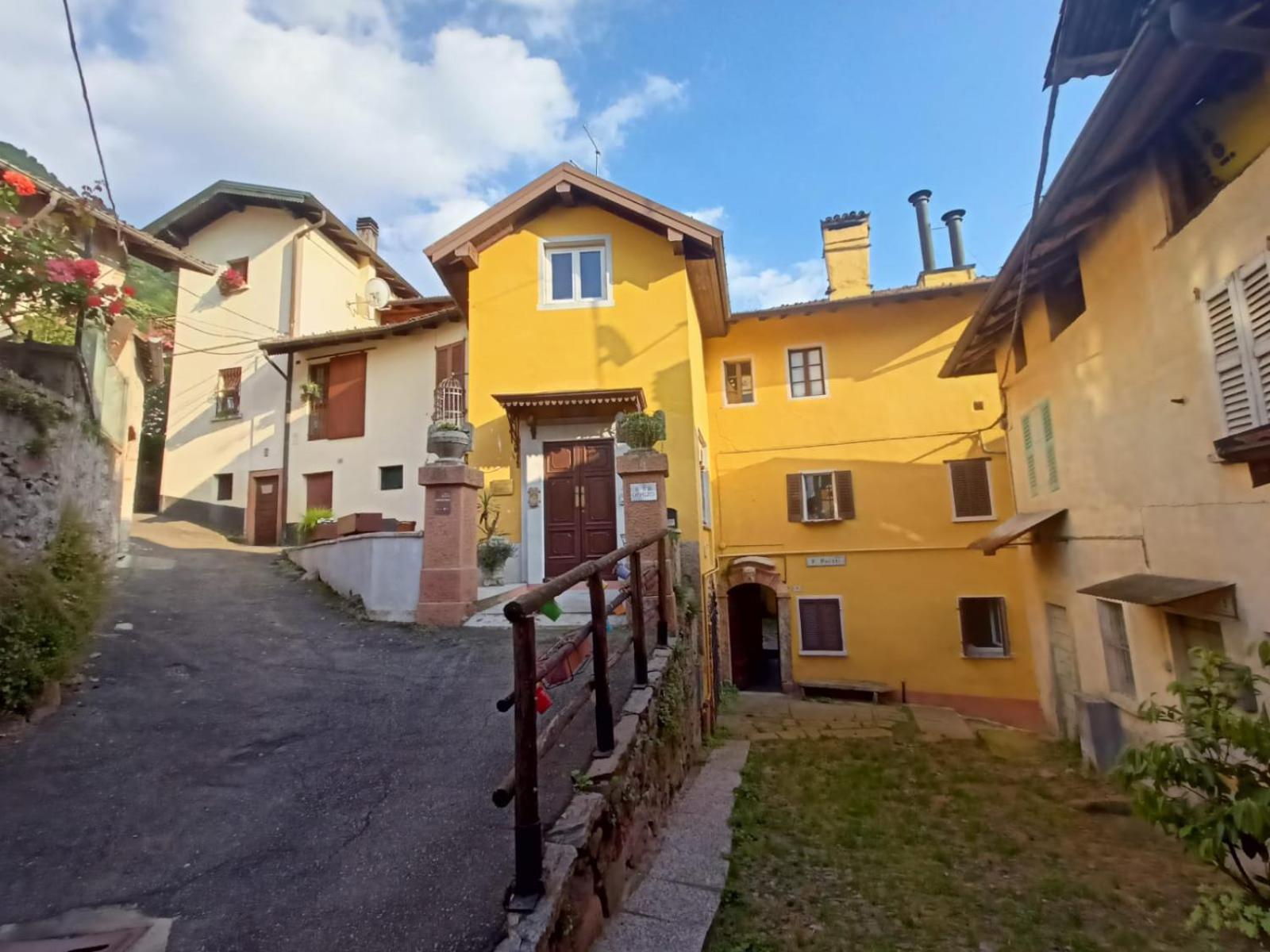 Foresteria Lombarda B & B Ca' Pelitti Ganna Экстерьер фото